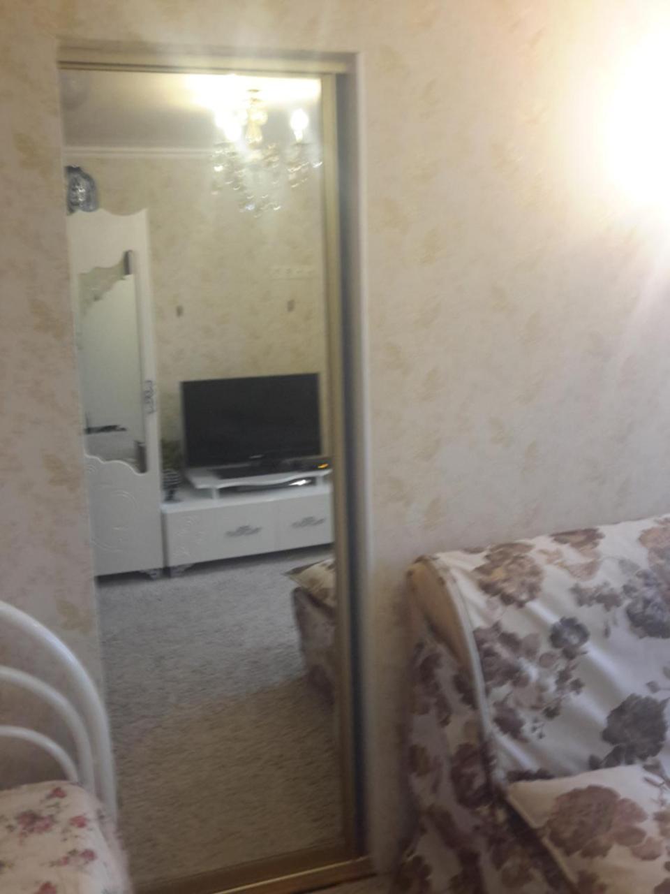 Apartment On Ksenii Ge 10 キスロヴォツク エクステリア 写真